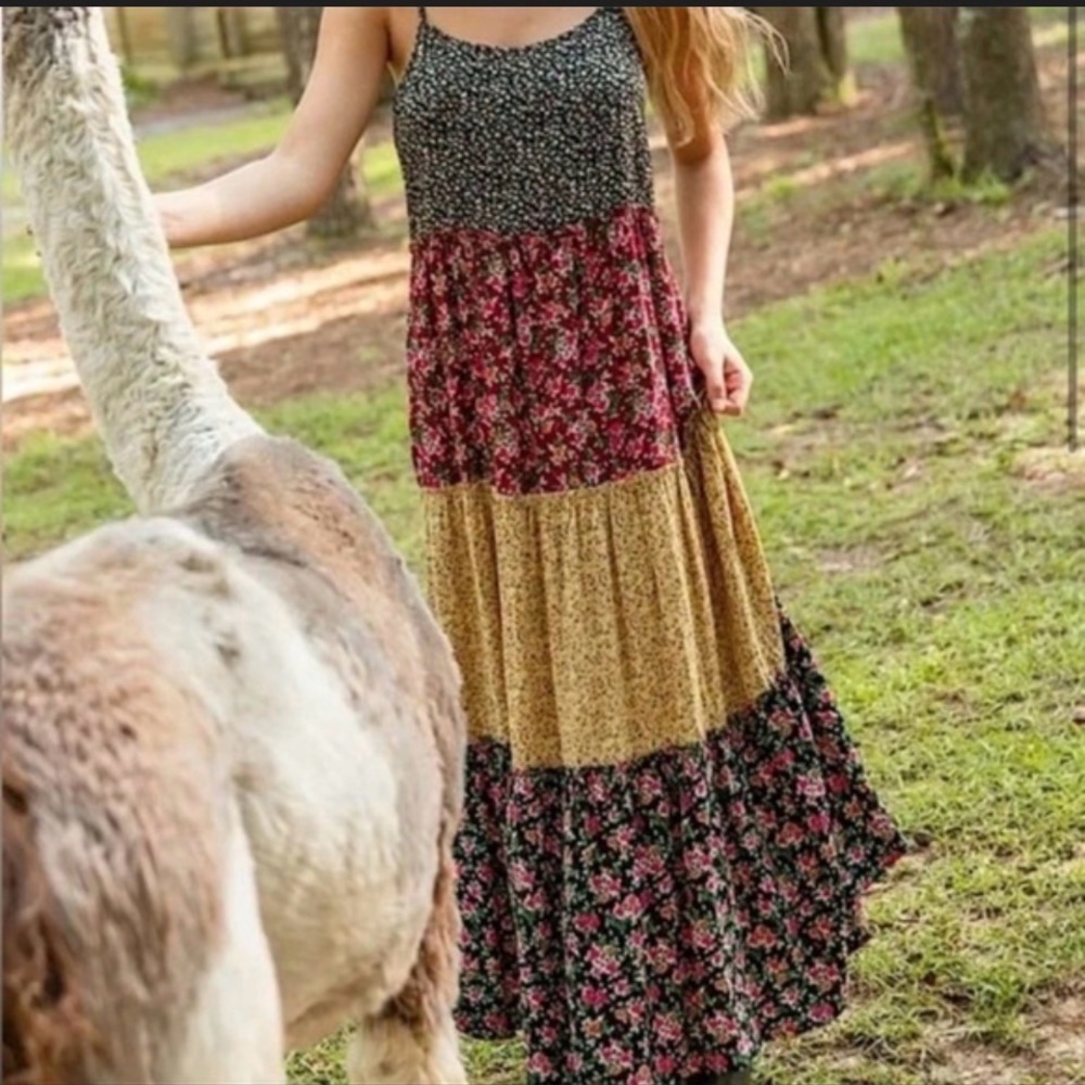 Gorgeous like new Natural Life Kaia tiered maxi dress XS/S - Picture 1 of 6